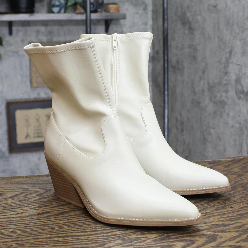 Universal thread ankle boots sales