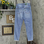 Wild Fable Women's High-Rise Mom Jeans. 19WFPT004I 19WFPT004I