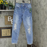 Wild Fable Women's High-Rise Mom Jeans. 19WFPT004I 19WFPT004I