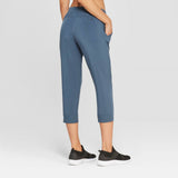 C9 Champion Women's Woven Mid Rise Capri Leggings